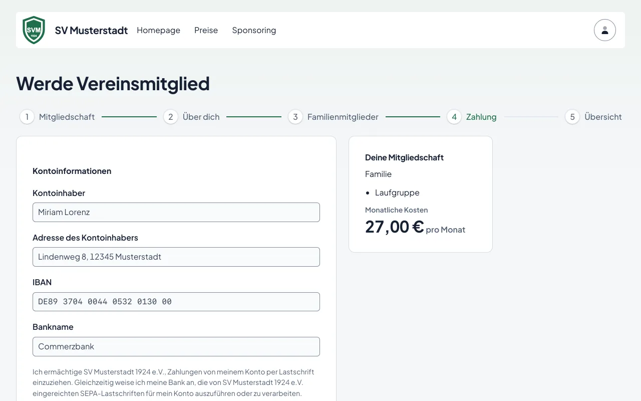 Der Zahlungsschritt mit IBAN, automatisch ergänztem Banknamen und dem Text des SEPA-Mandats